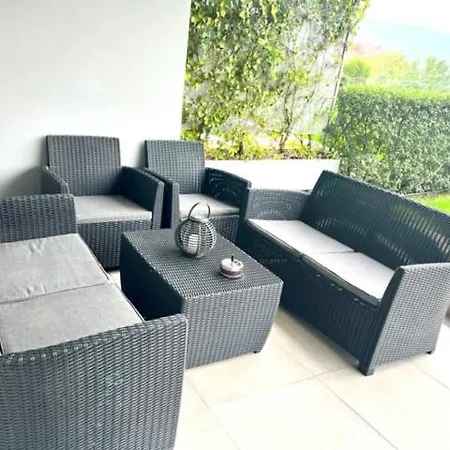 Modernes An Traumlage In Lugano Mit Seesicht Apartment